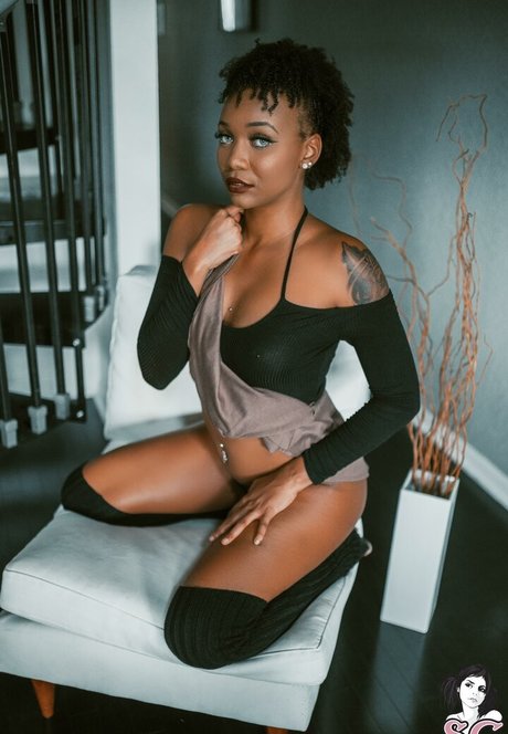 Naomi SG star exclusive images