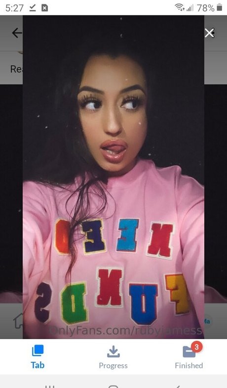Rubyjamess belle actrice des photos
