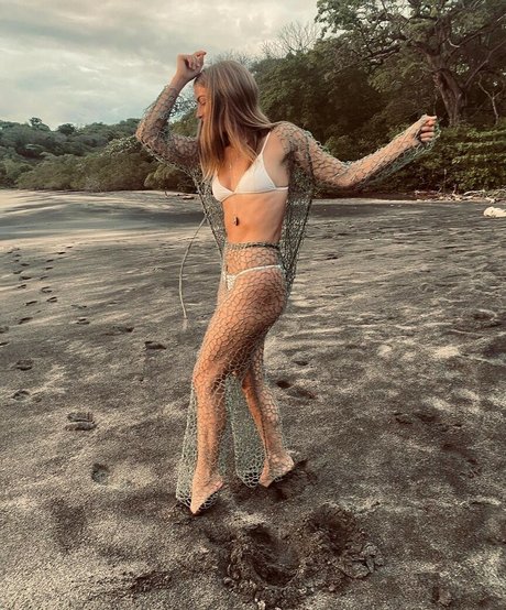 princesse en bikini onlyfans top sympa photos