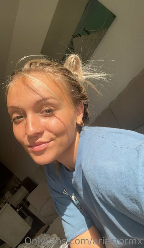 fans du visage uniquement chaud belle photo