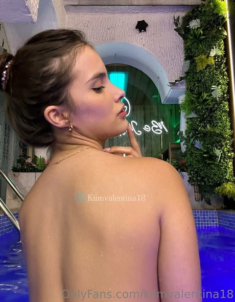 kimmyvalfree étoile de l'art galerie