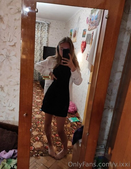 V ixxi star du porno gratuite image