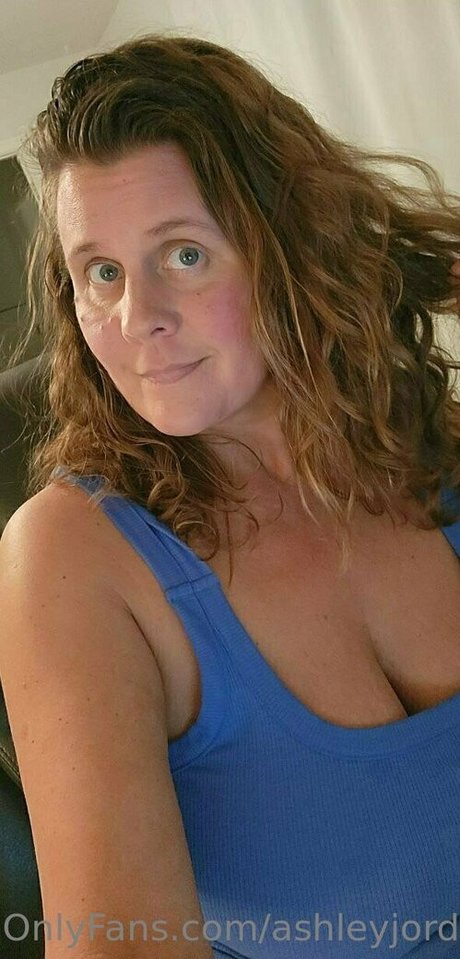 ashleyjordanofficial étoile gratuite images