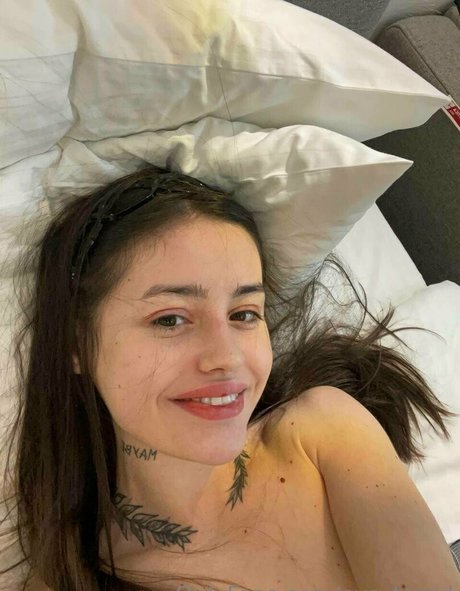 Eva Torrid étoile sympa des photos