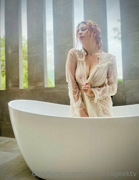 spicenovageektv art de star du porno des photos