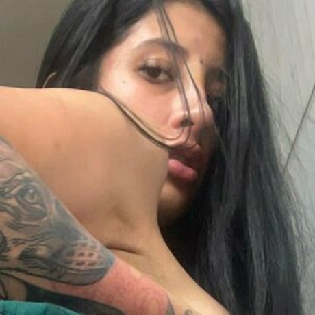 iamvaleeentine étoile nue photos