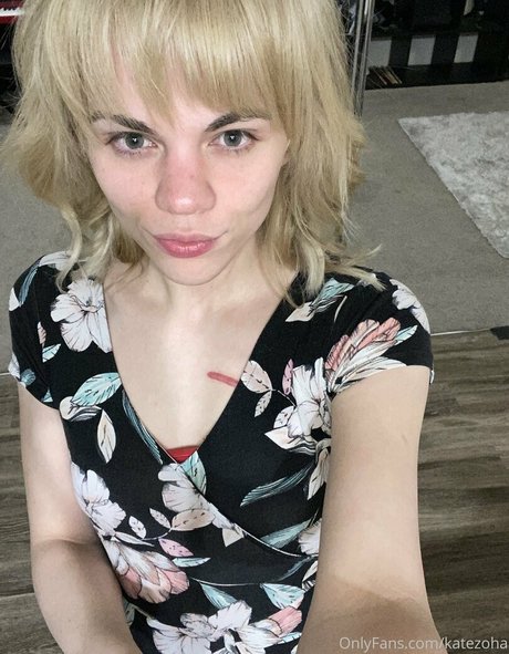 katezoha jolie étoile photos