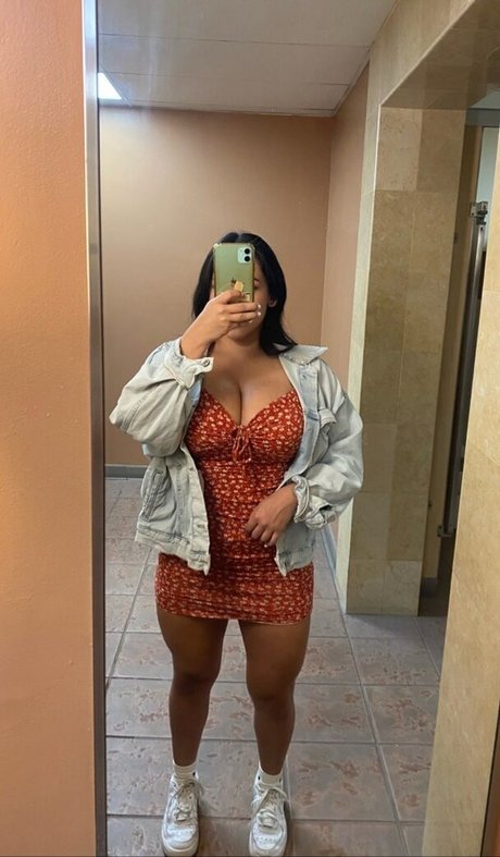 Chelsey iniguez belle star du porno photo