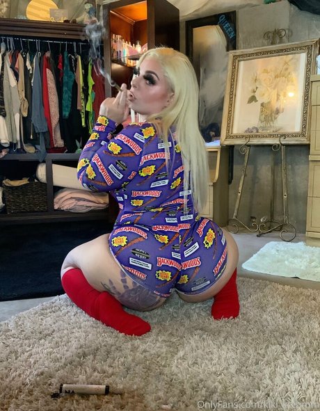 p sunshiine nus de stars du porno img