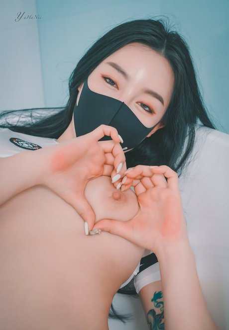 avaler du sperme uniquementfans porno chaud image