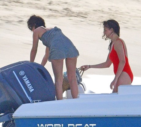 Emma Watson modèle érotique des photos