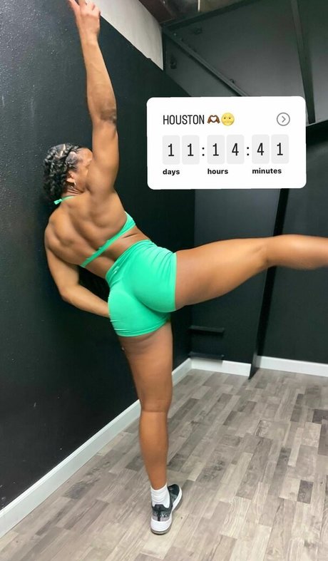 aaaaayevuh modèle de sexe collection