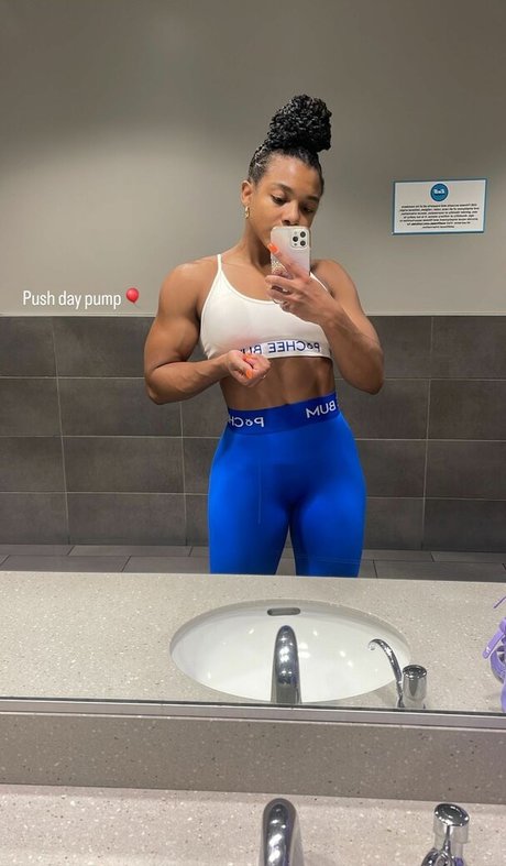 aaaaayevuh star du porno érotique image