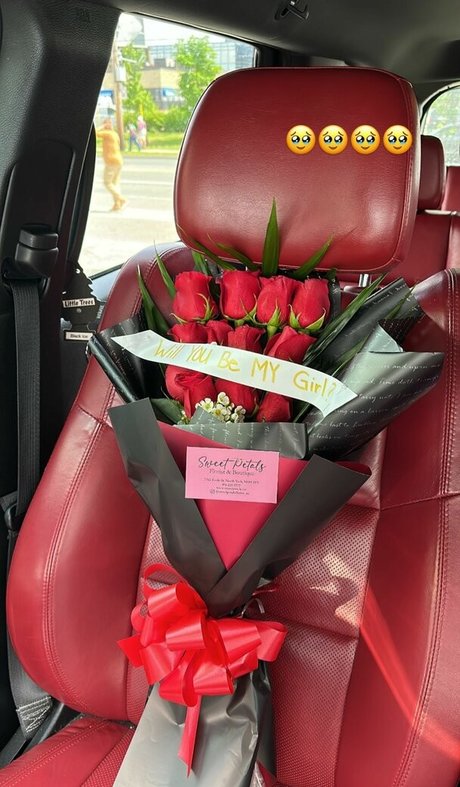 KCdoll modèle artistique photos