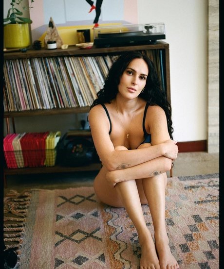 Rumer Willis modèle porno photos