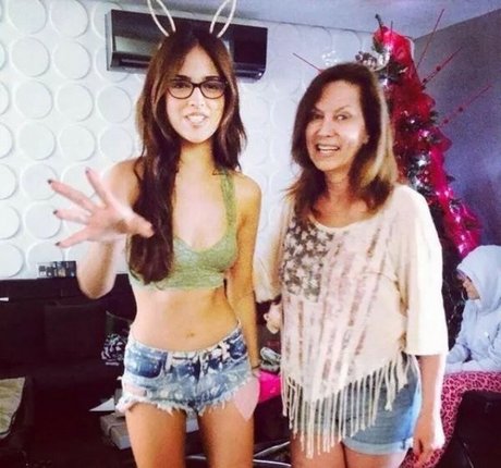 chatte dégoulinante et humide onlyfans porno sympa img