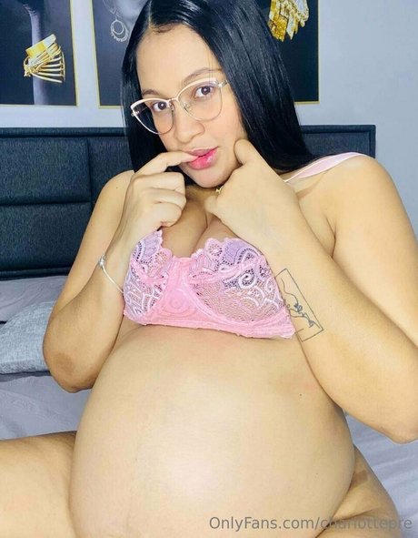 charlottepre modèle artistique photos