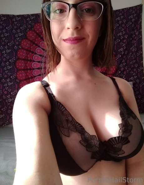 purplehailstorms actrice de nus photos