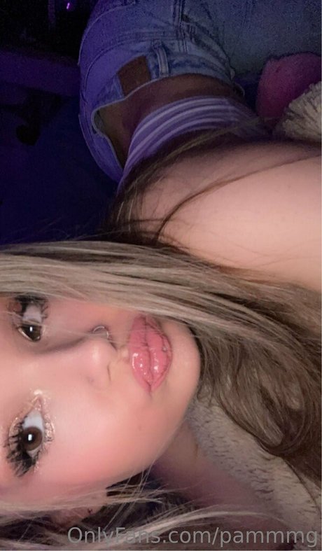 pammmg modèle sexy galerie