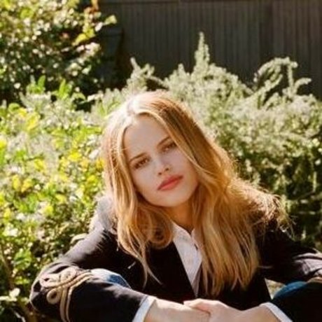 Halston Sage meilleur modèle photo