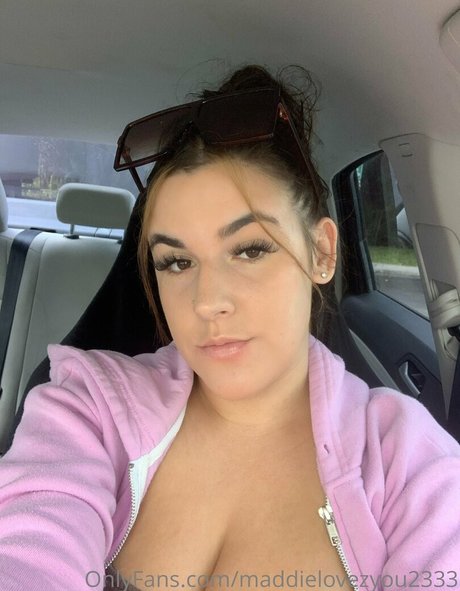 maddiexofree star du porno en haute qualité archive