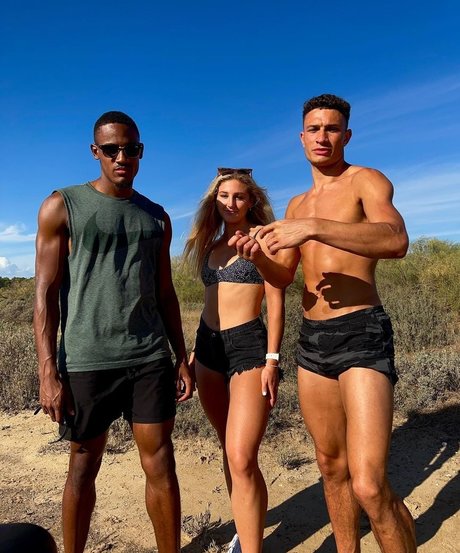 Molly Caudery meilleure star du porno des photos