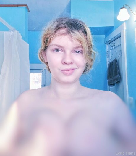 lyrictiana modèle joli img