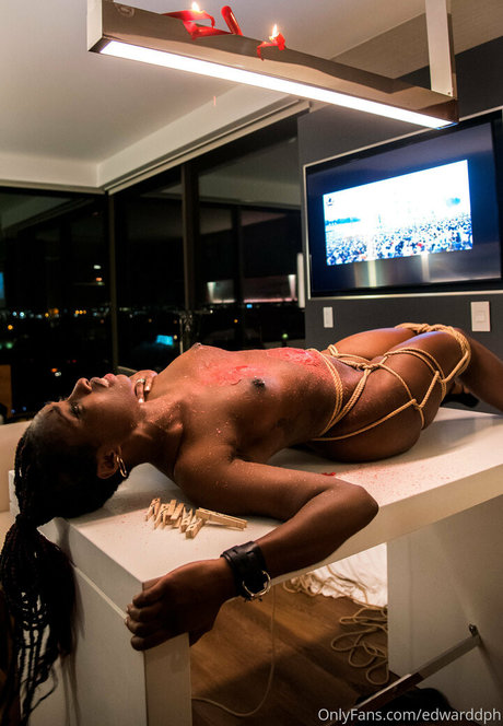 conquerhermind actrice photos