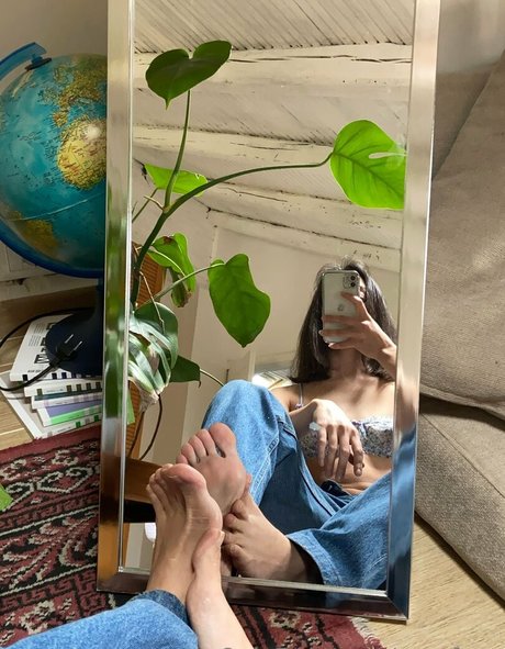 aryafaye modèle gratuit archive