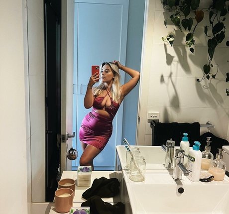 Lavender Baj modèle nu images