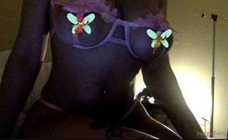 Badgalfairy actrice de grande qualité images