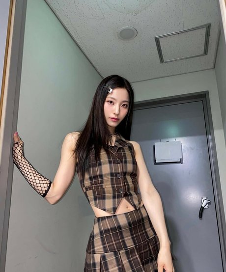 WomenK pop actrice pornographique collection