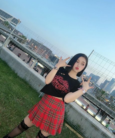 pom-pom girl nue onlyfans xxx pornographique galeries