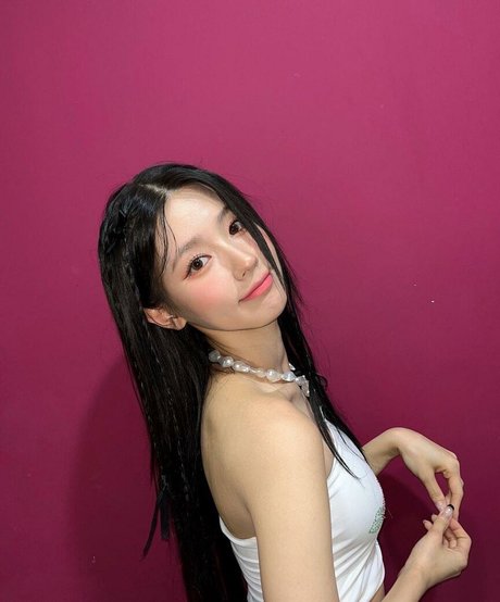 WomenK pop star du porno nue galerie