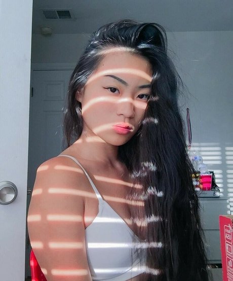 chatte nue onlyfans belle sexy des photos