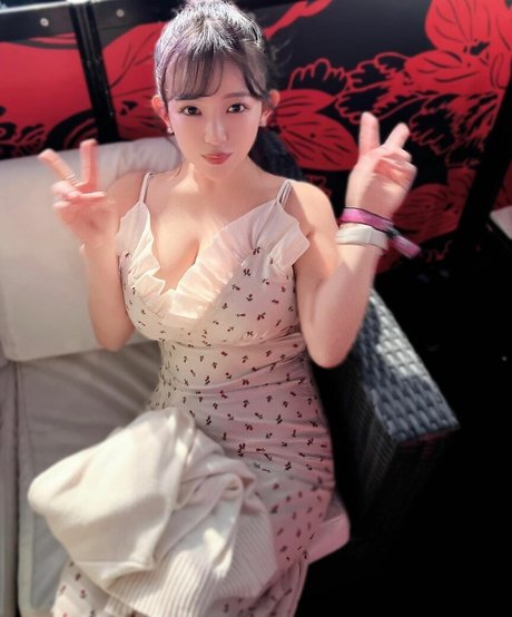 Jun Amaki belle actrice des photos