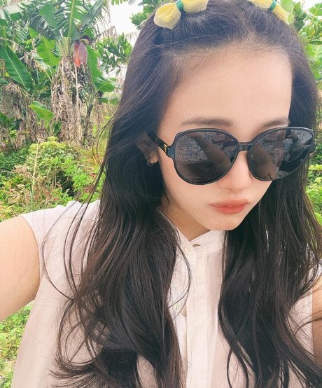 Jun Amaki modèle exclusif galerie