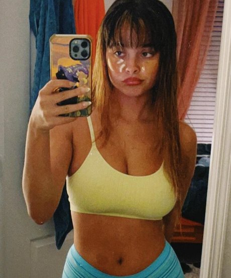 Grace Coffey belle actrice des photos