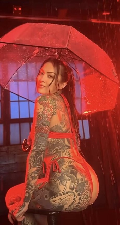 Taylor Roze star du porno xxx galerie