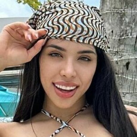 Yeri Mua actrice pornographique collection