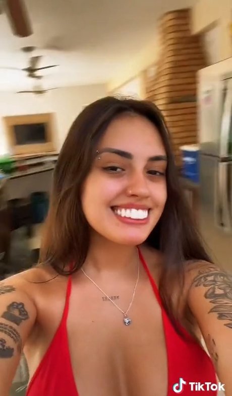 Vitoria Marcilio star du porno gratuit des photos