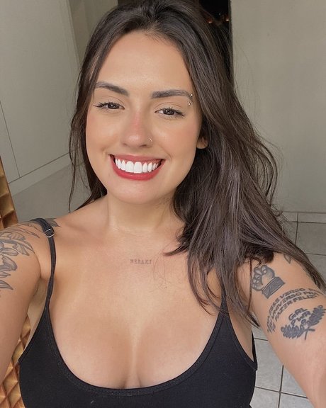 Vitoria Marcilio étoile adulte galerie