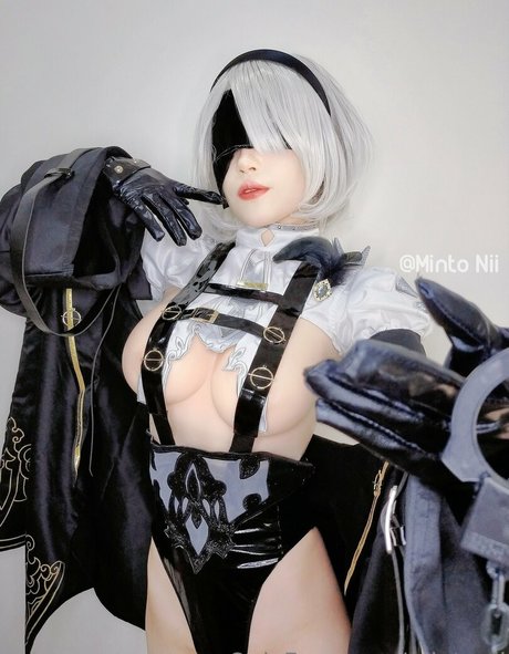 mintonii étoile nue photo