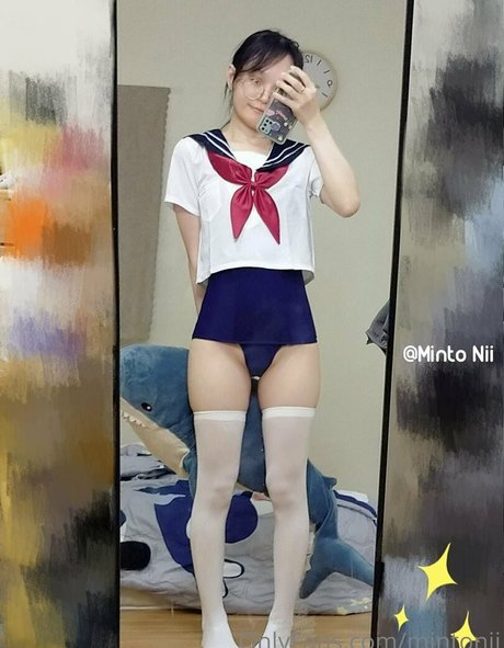 mintonii actrice de sexe des photos