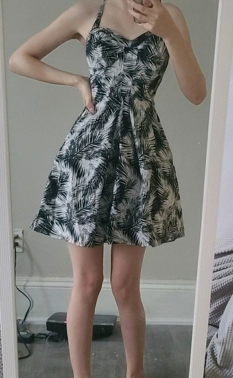 journaliste onlyfans chaud adulte image