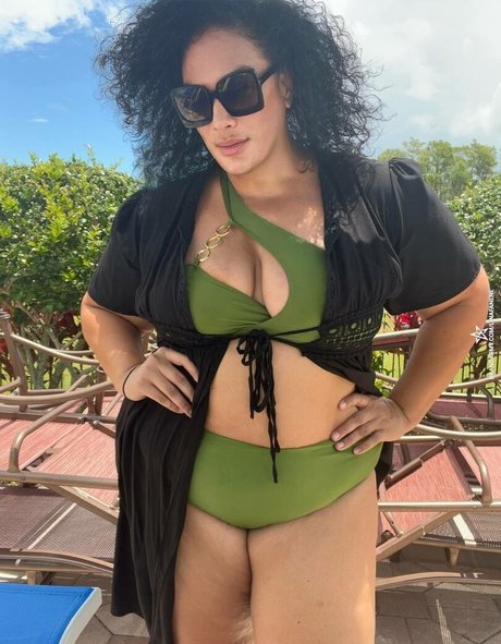 Nia Jax belle étoile image