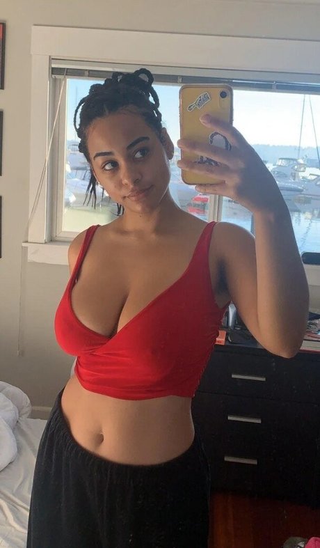 Raina Morris haut de star du porno photo