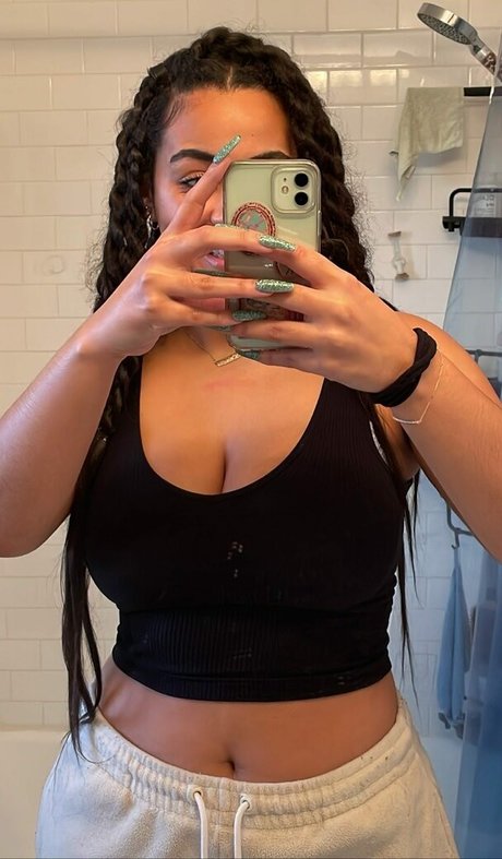 Raina Morris star pornographique des photos