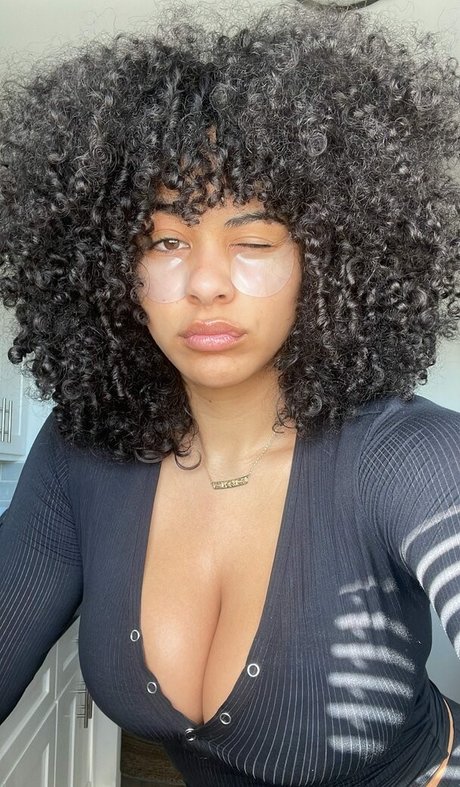 Raina Morris art de star du porno collection