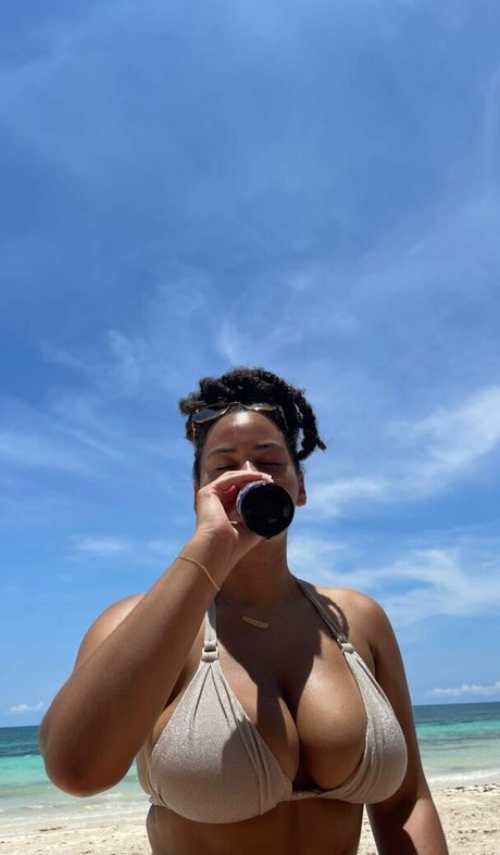 Raina Morris meilleur modèle collection